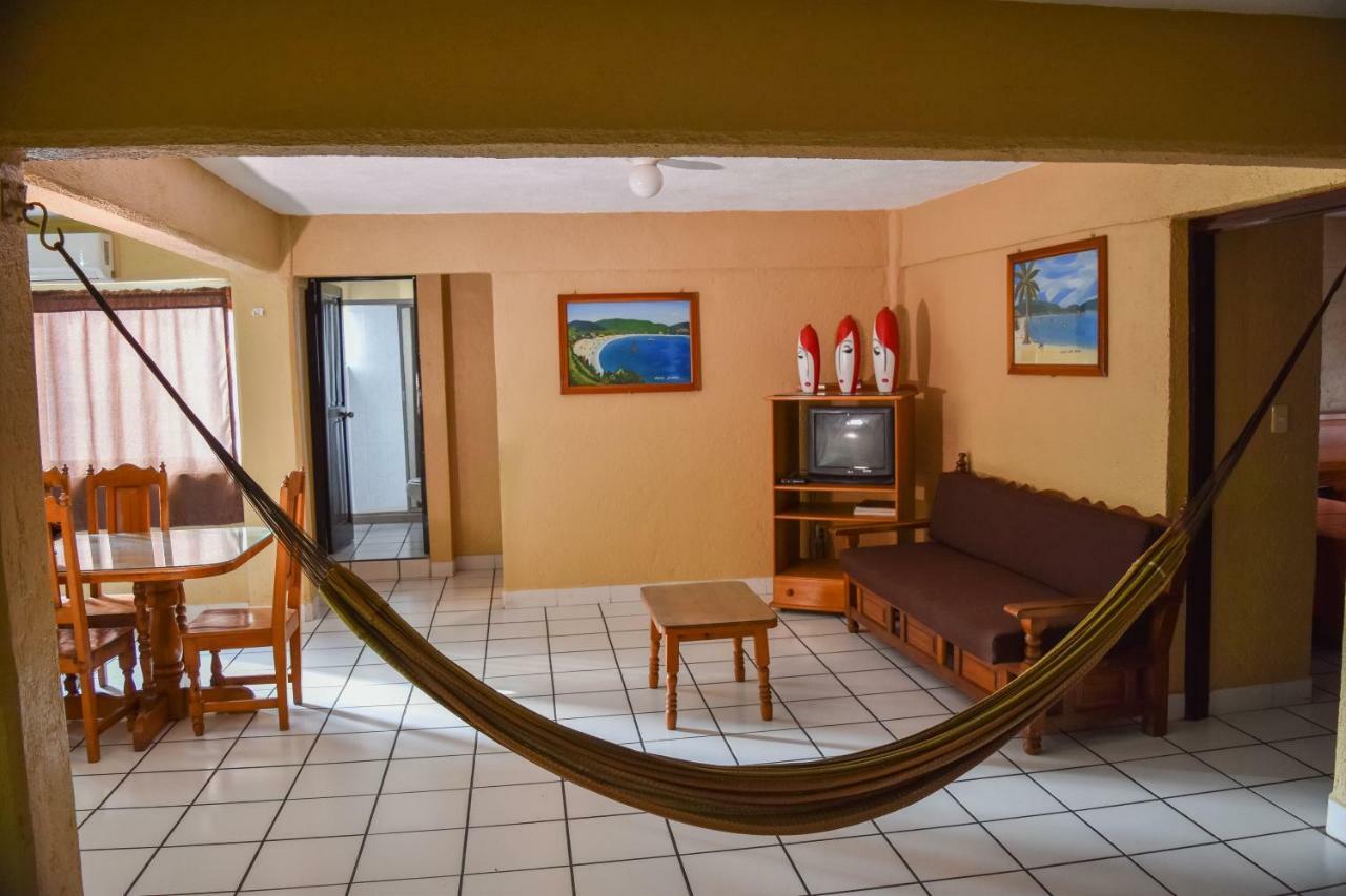 Hotel Gaby Inn Zihuatanejo Exteriör bild
