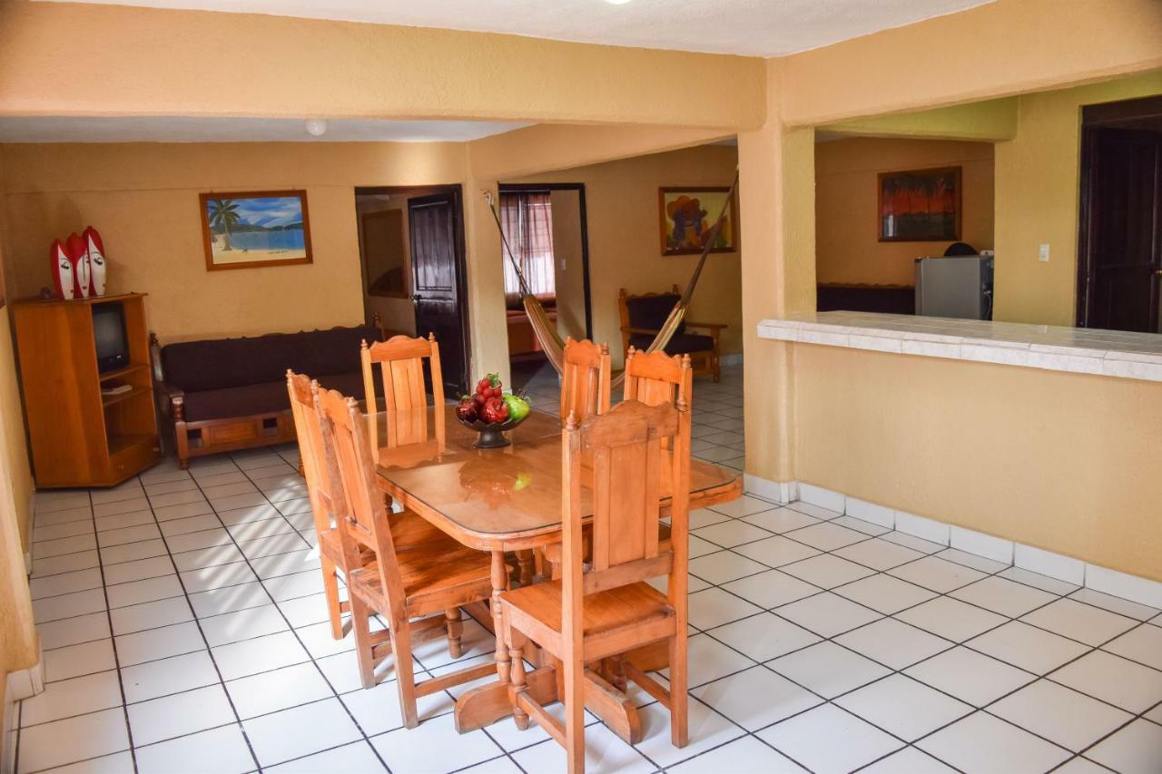 Hotel Gaby Inn Zihuatanejo Exteriör bild